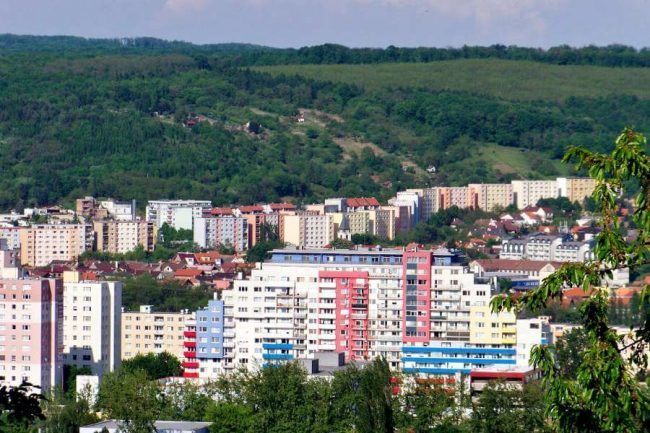 Krtkovanie Dúbravka - Čistenie odpadov v Dúbravke - krtkovanie kanalizácie